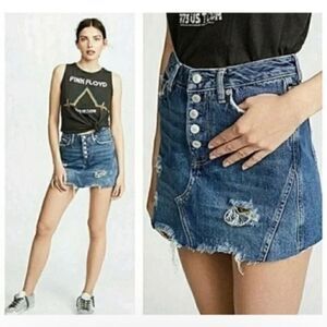 Free People We The Free Harvey
Distressed Blue Denim Jean Mini Skirt 26